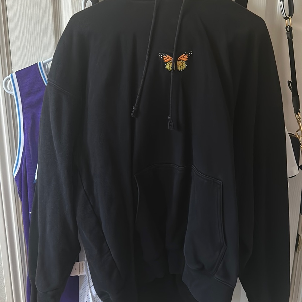 brandy hoodie w butterfly